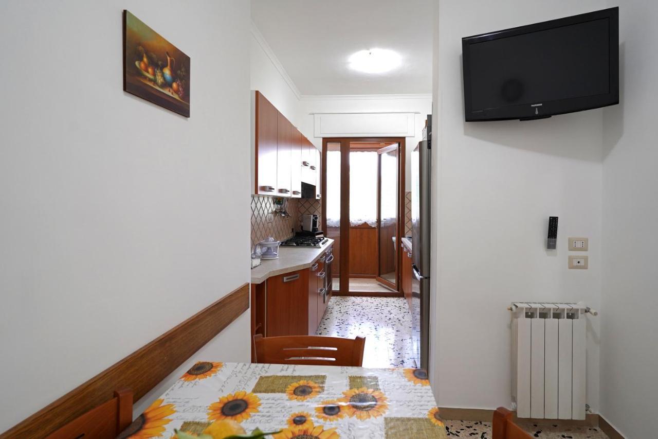 Milou'S House Apartment Sant'Agnello Bagian luar foto