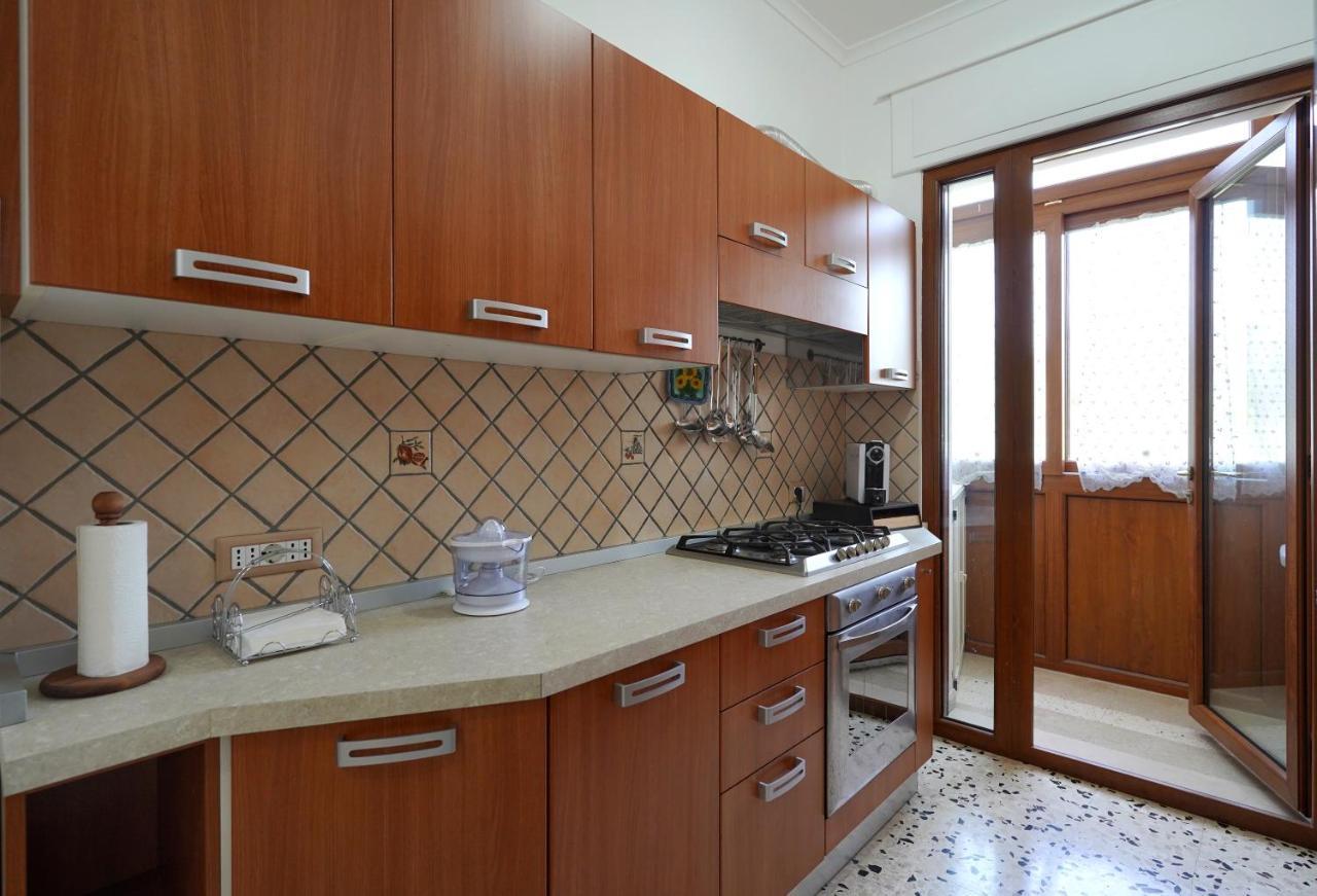 Milou'S House Apartment Sant'Agnello Bagian luar foto